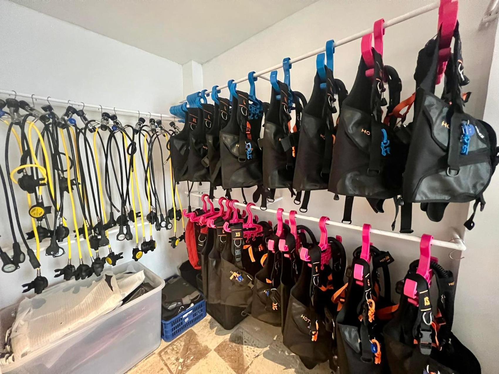E-Fun Dive Resort Дауин Екстериор снимка
